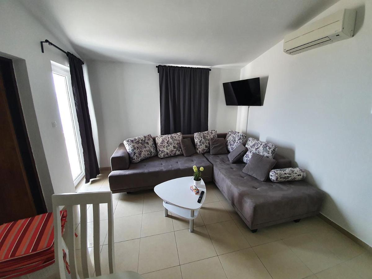 Villa Ivanovic Vir Exterior photo